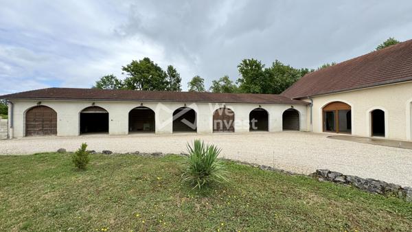 Propriété d'exception de 900m² au sol