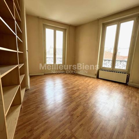 Appartement de 2 pièces Le Raincy Gare! 3 min RER E...
