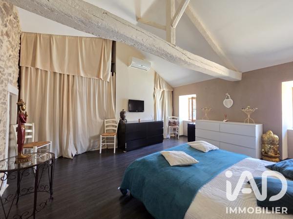 Maison à vendre 4 pièces 84 m² Saint-Victurnien