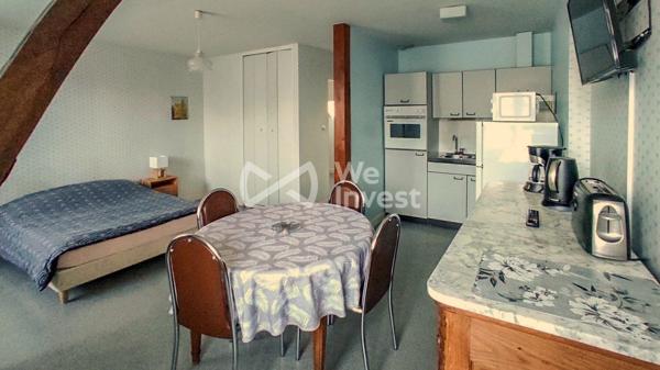 EXCLUSIVITÉ INVESTISSEUR – ENSEMBLE IMMOBILIER AVEC APPARTEMENTS, COMMERCE ET ATELIER