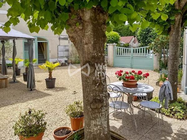EXCLUSIVITÉ INVESTISSEUR – ENSEMBLE IMMOBILIER AVEC APPARTEMENTS, COMMERCE ET ATELIER