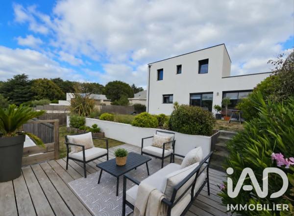 Maison à vendre 5 pièces 97 m² Le Poiré-sur-Vie