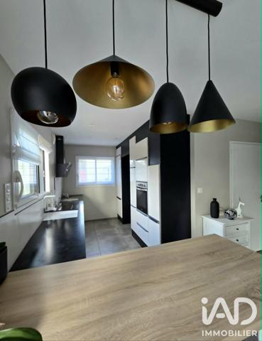 Maison à vendre 5 pièces 97 m² Le Poiré-sur-Vie