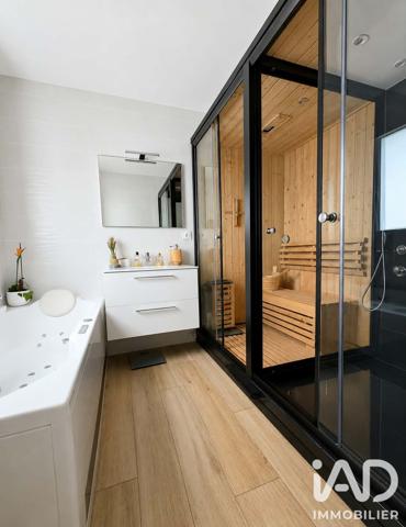 Maison à vendre 5 pièces 97 m² Le Poiré-sur-Vie