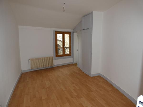 Appartement Thiers 3 pièce(s)