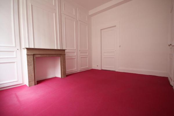 A LOUER : T3 à LILLE • Rue Nationale - LILLE-CENTRE • 885 € CC • Réf. 640-002