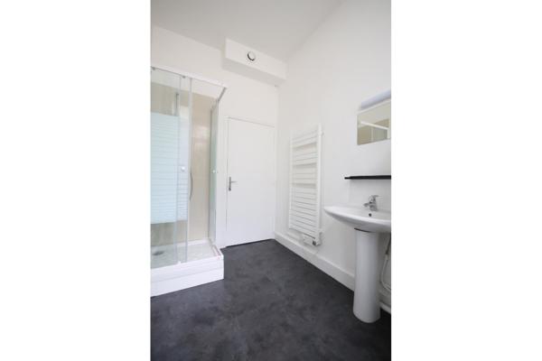 A LOUER : T3 à LILLE • Rue Nationale - LILLE-CENTRE • 885 € CC • Réf. 640-002