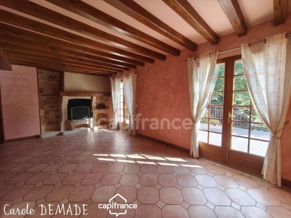 ECHAUFFOUR (61) - A vendre maison familiale de 188 m² – 5 chambres – Grand sous-sol total aménageable – Jardin paysagé – Secteur calme