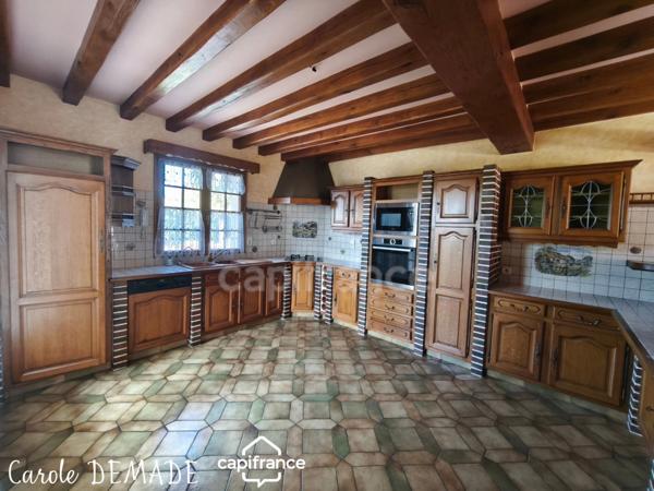 ECHAUFFOUR (61) - A vendre maison familiale de 188 m² – 5 chambres – Grand sous-sol total aménageable – Jardin paysagé – Secteur calme