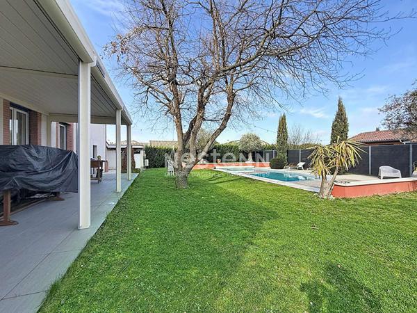 À VENDRE - LABASTIDETTE - Maison familiale rénovée avec piscine ? 5 chambres ? Suite parentale