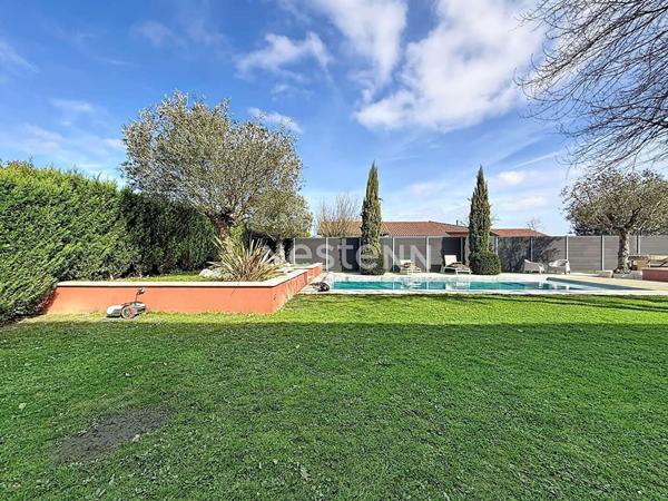 À VENDRE - LABASTIDETTE - Maison familiale rénovée avec piscine ? 5 chambres ? Suite parentale