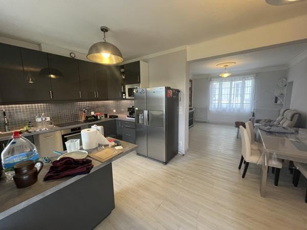 Maison à vendre |  Saint-Jean-d'Angély |  3 pièces | 107 m²