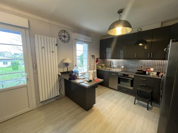 Maison à vendre |  Saint-Jean-d'Angély |  3 pièces | 107 m²