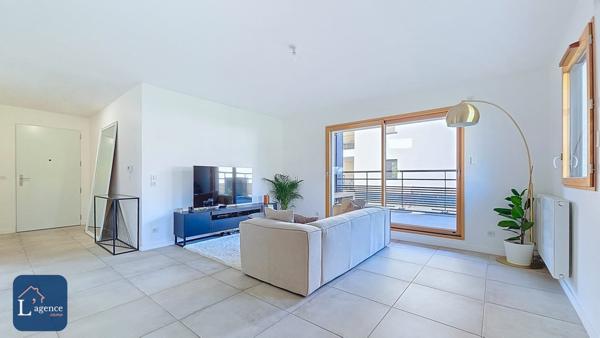 Appartement T3 72,25 m2 Garage, Cave, Proche centre ville, Résidence de Standing