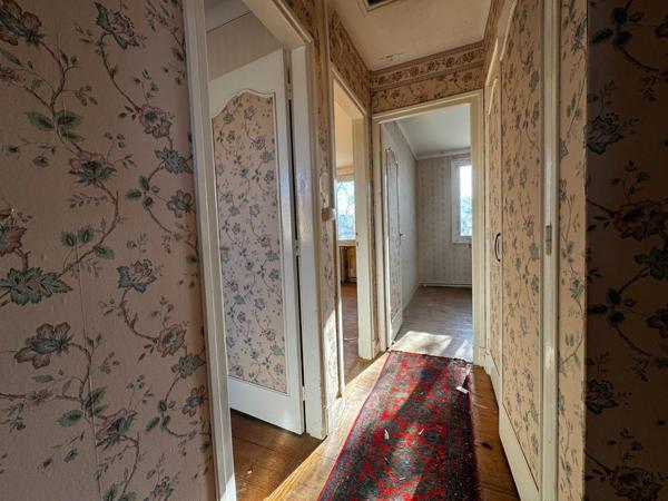 Maison T4 avec jardin fort potentiel à réhabiliter