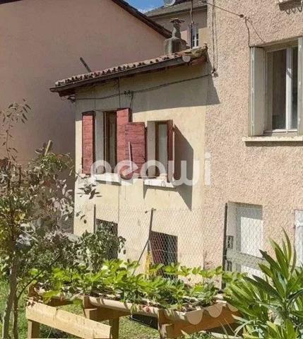 A RENOVER Maison de ville au cœur de Villefranche -sur-Saône