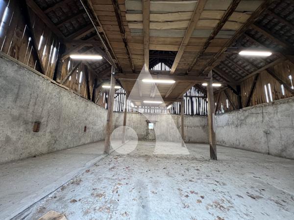 Grange 1 pièce 170 m2