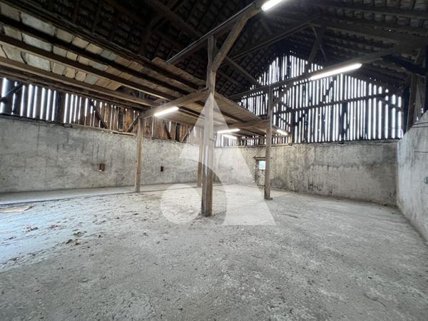 Grange 1 pièce 170 m2