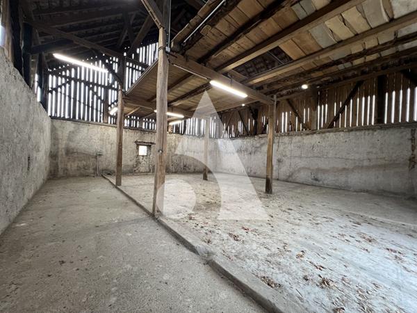 Grange 1 pièce 170 m2