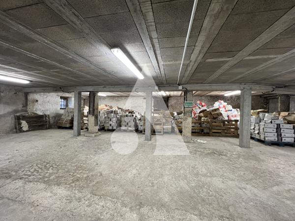 Grange 1 pièce 170 m2