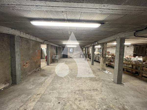 Grange 1 pièce 170 m2