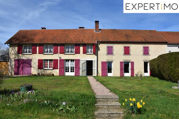 Menat (63560) Menat dans un hameau calme, maison de 175 m² sur terrain 1434 m² clos et arboré.