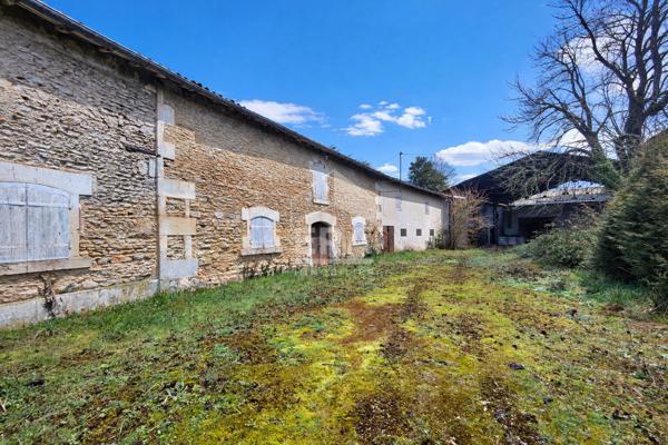 A vendre chai/local d'activité Javrezac 2000 m2