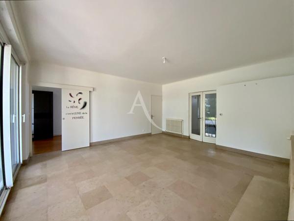 Maison Jonzac 7 pièce(s) 176 m2