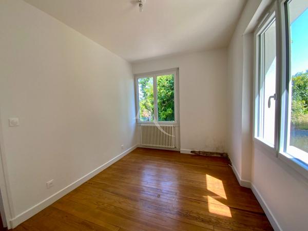 Maison Jonzac 7 pièce(s) 176 m2