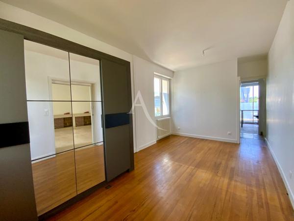 Maison Jonzac 7 pièce(s) 176 m2