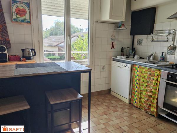 Maison sur 2 niveaux aménagés secteur calme