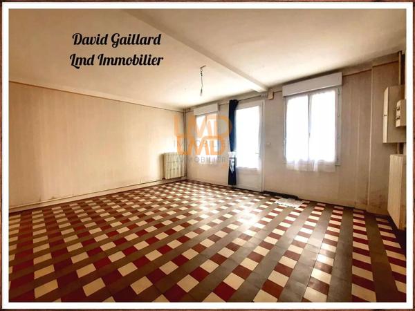 Maison de bourg T4-terrasse-Proche Commodités