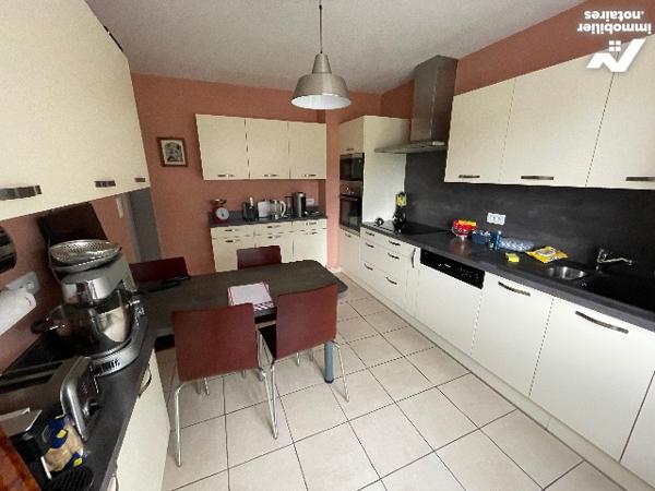 Maison individuelle d'habitation avec terrain