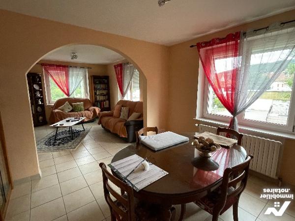 Maison individuelle d'habitation avec terrain