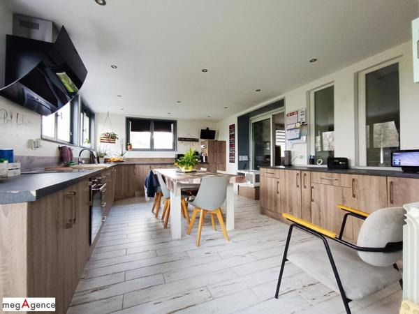 Maison à Oisemont, 80140 - 6 pièces 168m²