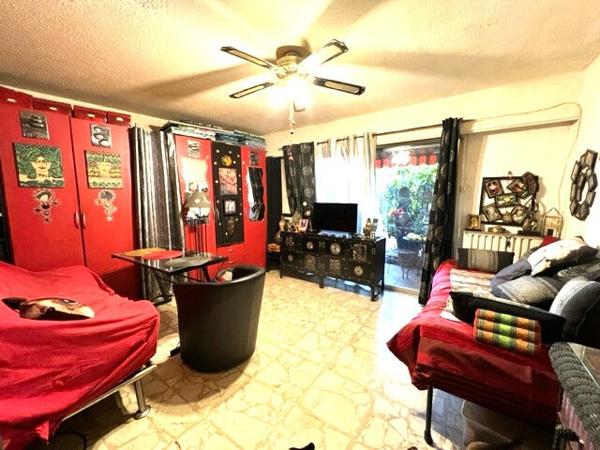 Cagnes -sur-Mer, secteur Hippodrome, Studio en rez-de-jardin 24m² Cave Vente Nue Propriété