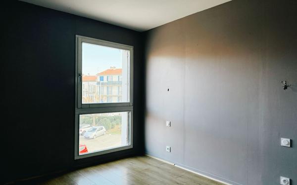 Appartement à vendre    3 pièces • 80,07 m2 Perpignan