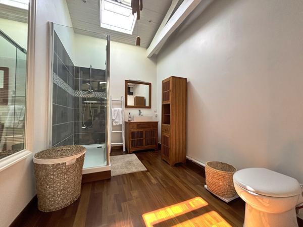 Loft exceptionel de 272m² - Chartrons , Bordeaux