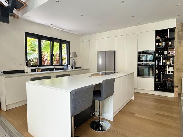 Loft exceptionel de 272m² - Chartrons , Bordeaux