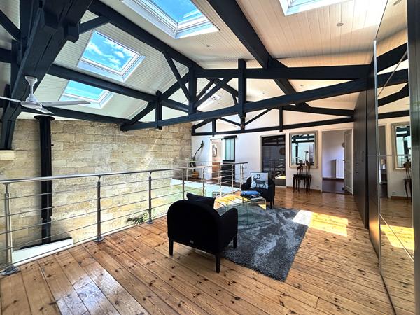 Loft exceptionel de 272m² - Chartrons , Bordeaux