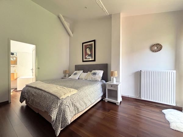 Loft exceptionel de 272m² - Chartrons , Bordeaux