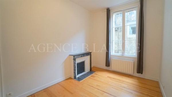 location appartement Bordeaux - Place Fernand Lafargue