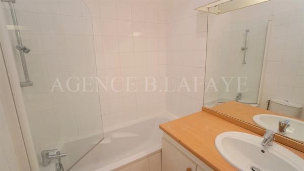 location appartement Bordeaux - Place Fernand Lafargue