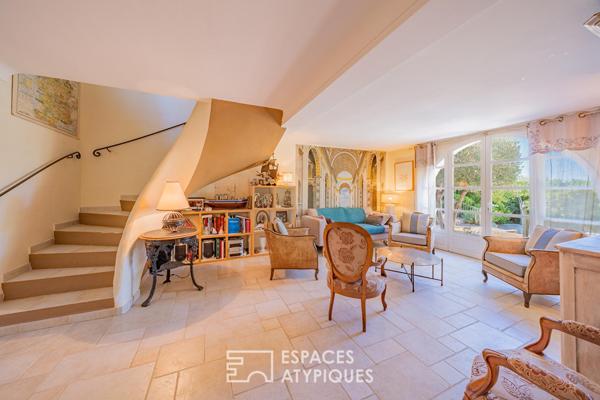 Maison de charme Provençal avec piscine et vue mer
