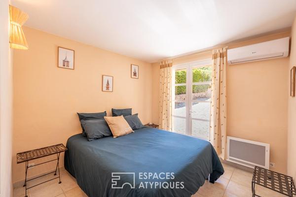 Maison de charme Provençal avec piscine et vue mer