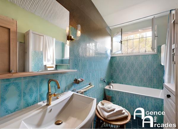 Maison familiale de plain pied Bassens (33530)