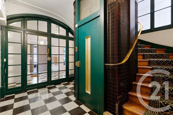 Appartement F2 à vendre  2 pièces - 40,22 m2 PARIS - 75017