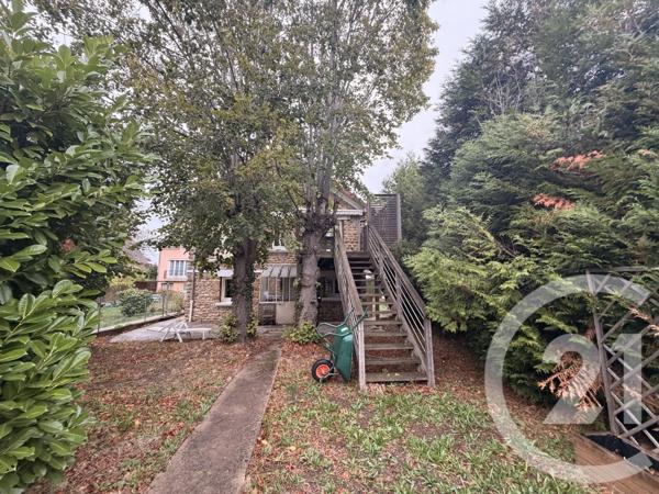 Maison à vendre  7 pièces - 129 m 2   YERRES  - 91