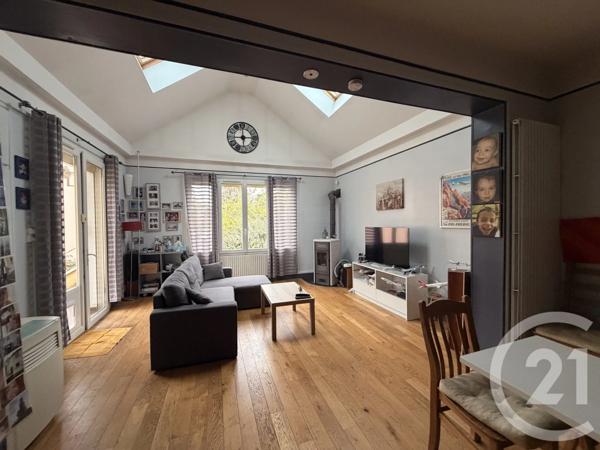 Maison à vendre  7 pièces - 129 m 2   YERRES  - 91