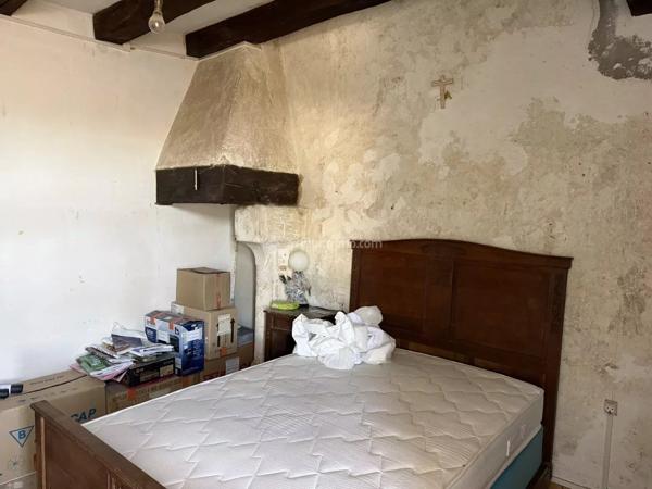 Vente                                                      Maison
                        
                     6 pièces                      107 m2                     à Dissay-sous-Courcillon